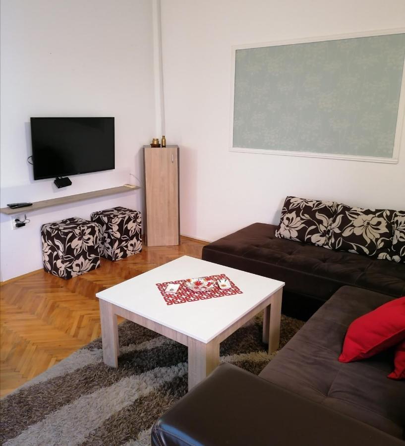 Apartman Centar Kruševac Exterior foto